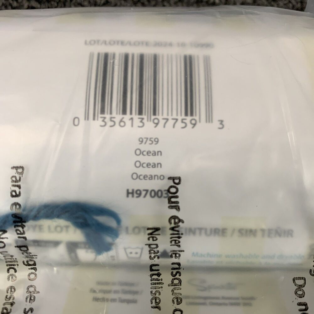 Lot Of 3 Yarnspirations Caron Simply Soft  Ocean 6oz 315Yds 4 Medium - Picture 4 of 5